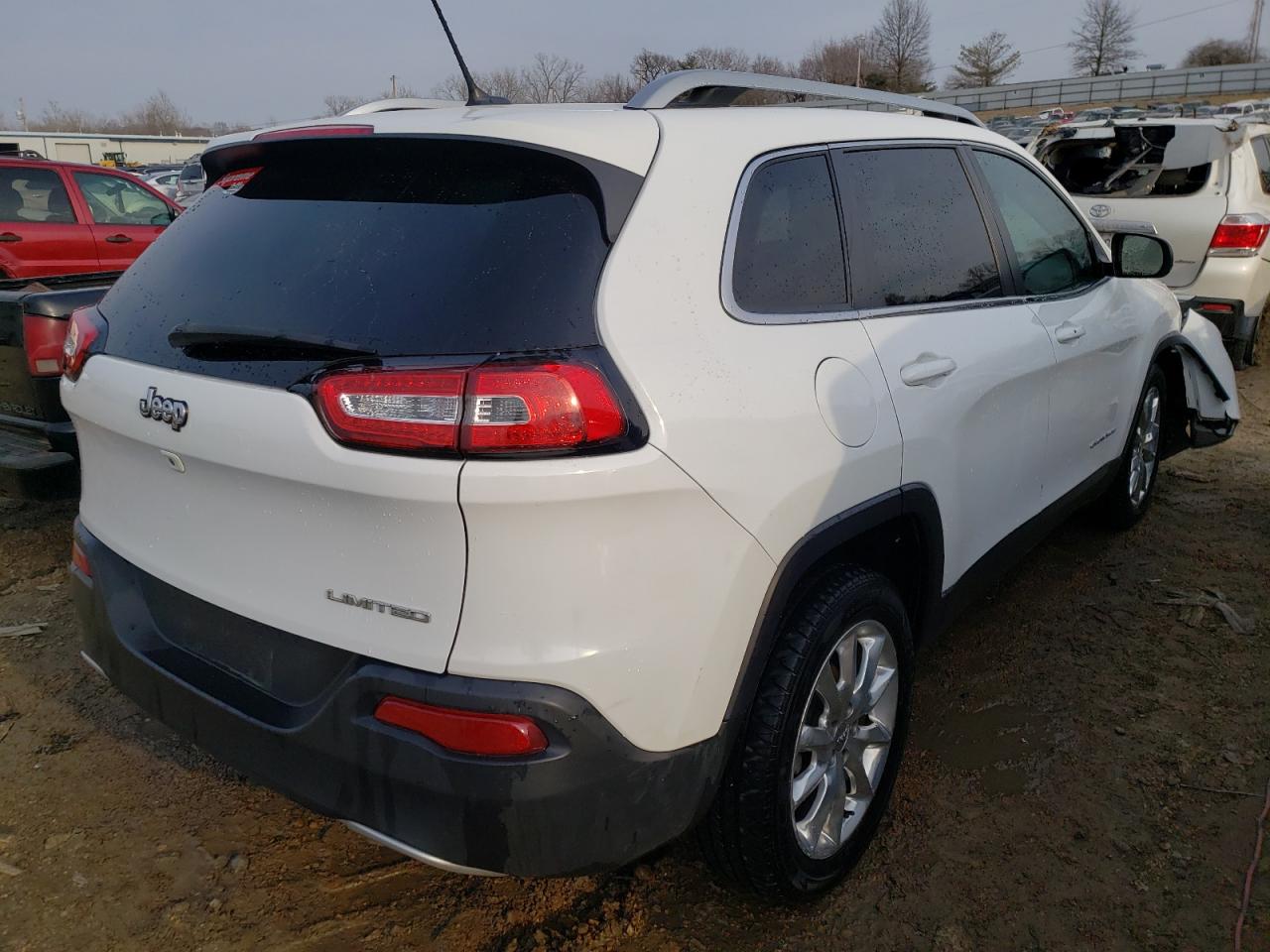 Photo 4 from auction – 2014 JEEP CHEROKEE L with VIN 1C4PJLDB8EW250969