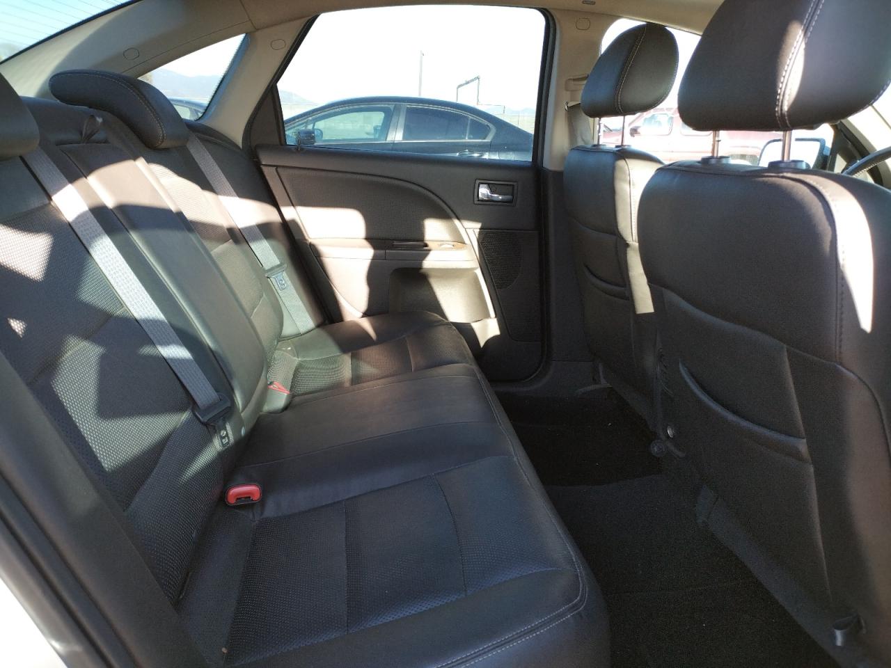 Photo 6 from auction – 2008 FORD TAURUS with VIN 1FAHP25W98G163777