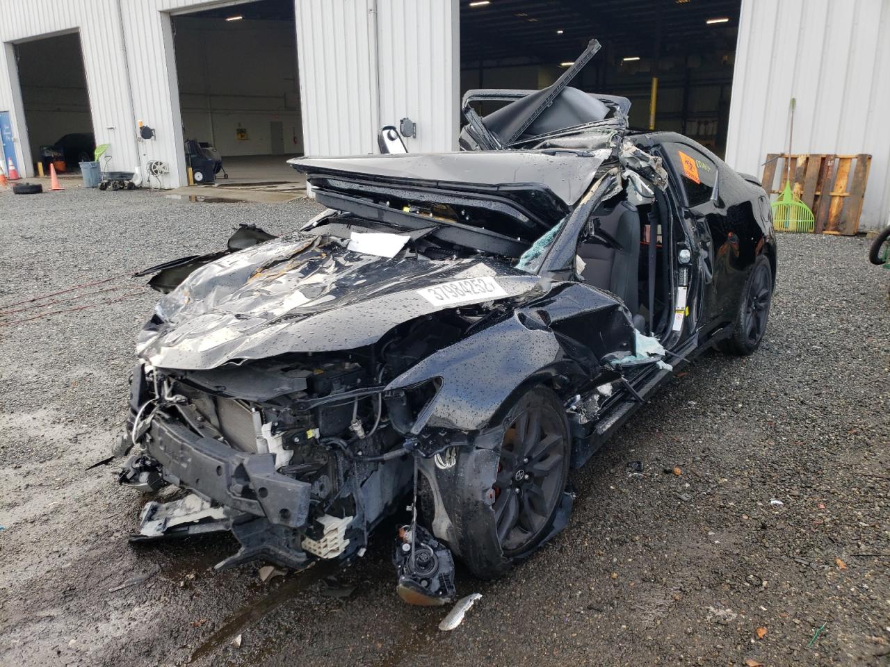 Photo 2 from auction – 2015 TOYOTA SCION TC with VIN JTKJF5C77F3091504