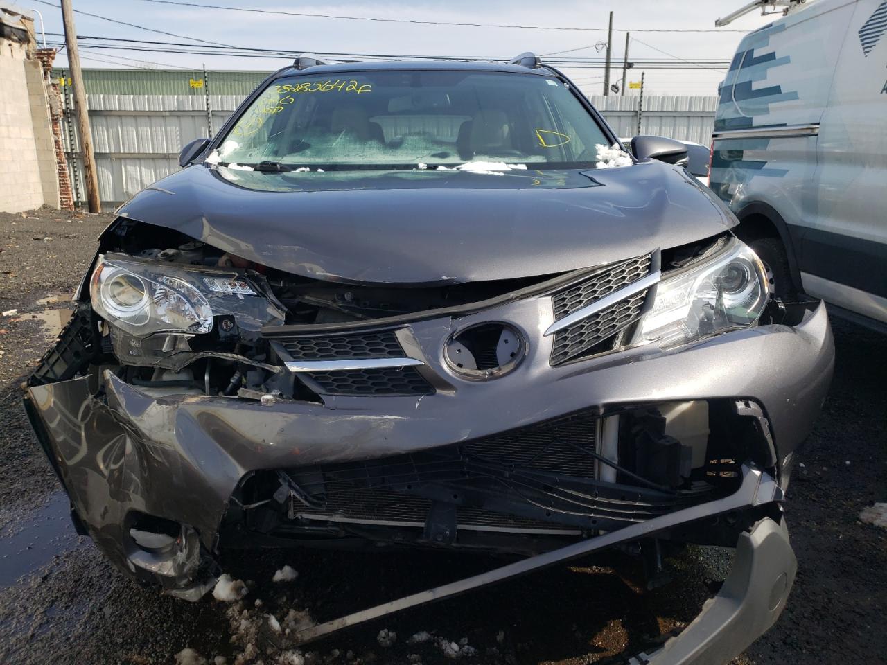 Photo 9 from auction – 2014 TOYOTA RAV4 LIMIT with VIN JTMDFREV5EJ010064