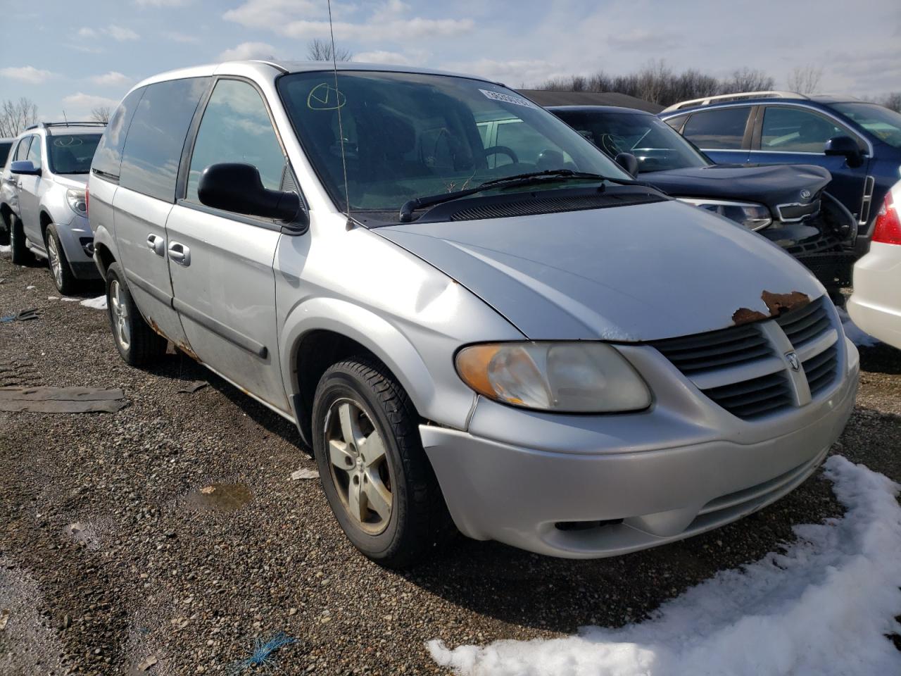 DODGE CARAVAN SX 2006 with VIN 1D4GP45RX6B500076 - Photo from auction