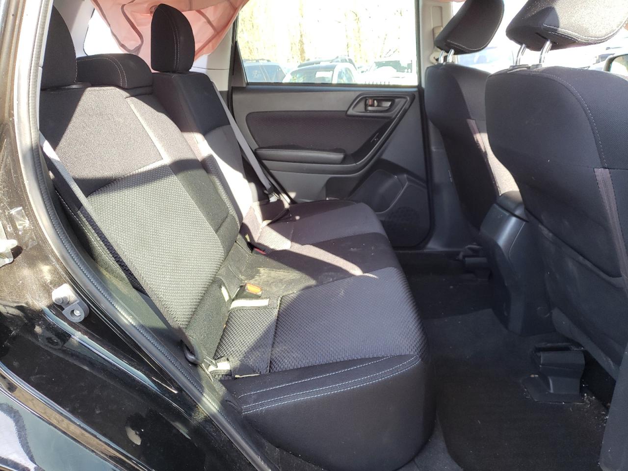 Photo 6 from auction – 2018 SUBARU FORESTER 2 with VIN JF2SJAEC0JH530844