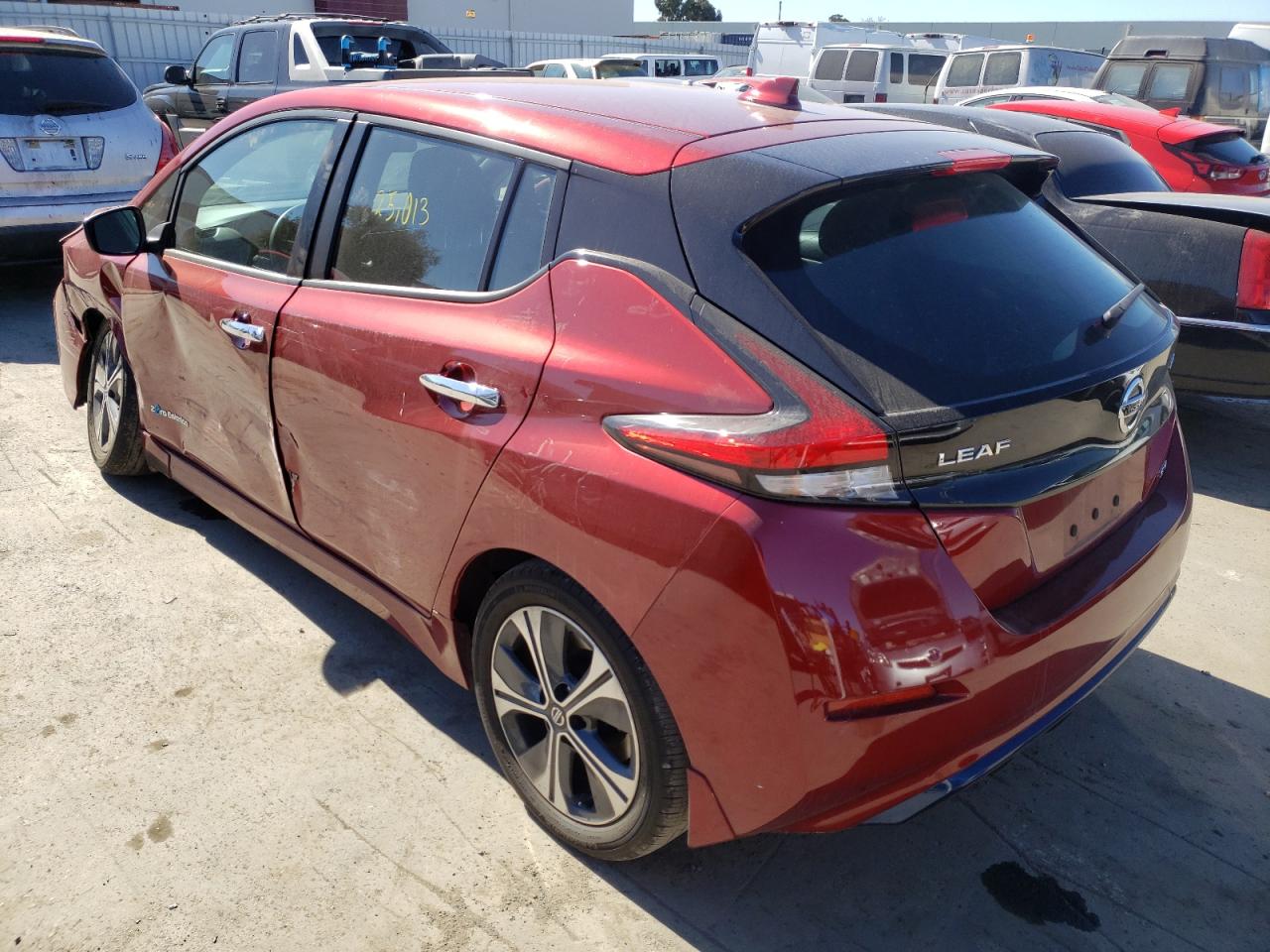 Photo 3 from auction – 2018 NISSAN LEAF S with VIN 1N4AZ1CP2JC309841