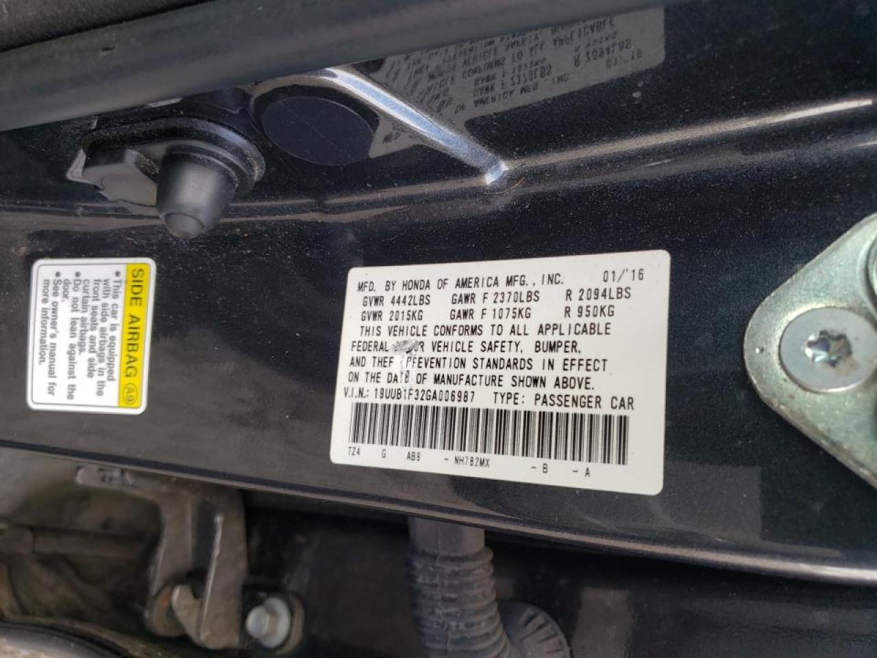 Photo 10 from auction – 2016 ACURA TLX with VIN 19UUB1F32GA006987
