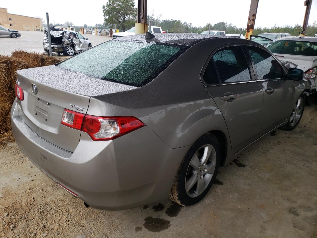 Photo 4 from auction – 2010 ACURA TSX with VIN JH4CU2F61AC006123