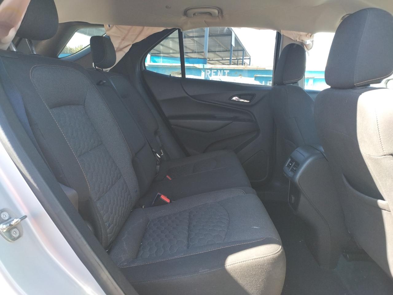 Photo 6 from auction – 2018 CHEVROLET EQUINOX LT with VIN 2GNAXJEVXJ6268497