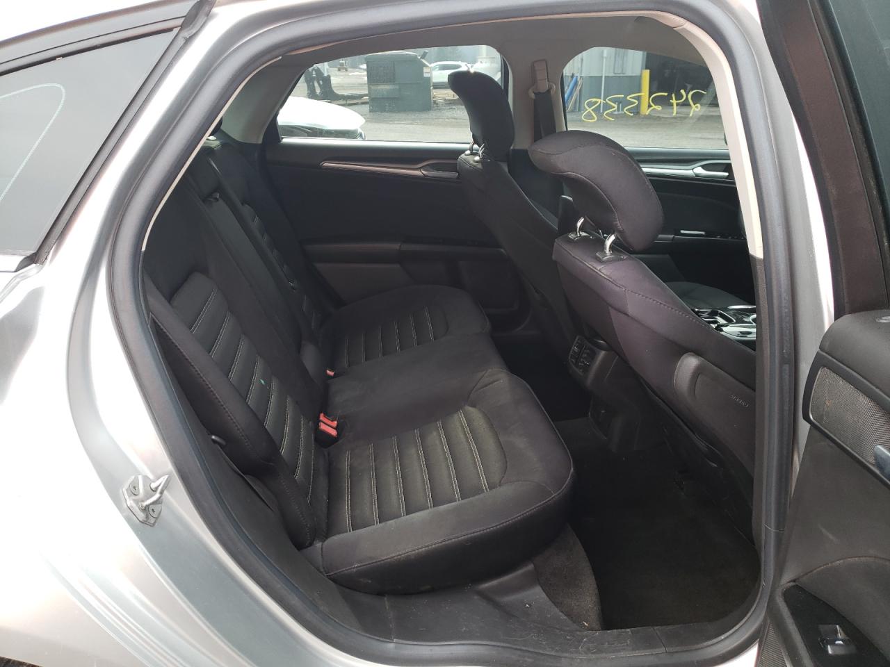 Photo 6 from auction – 2014 FORD FUSION SE with VIN 3FA6P0H72ER143536