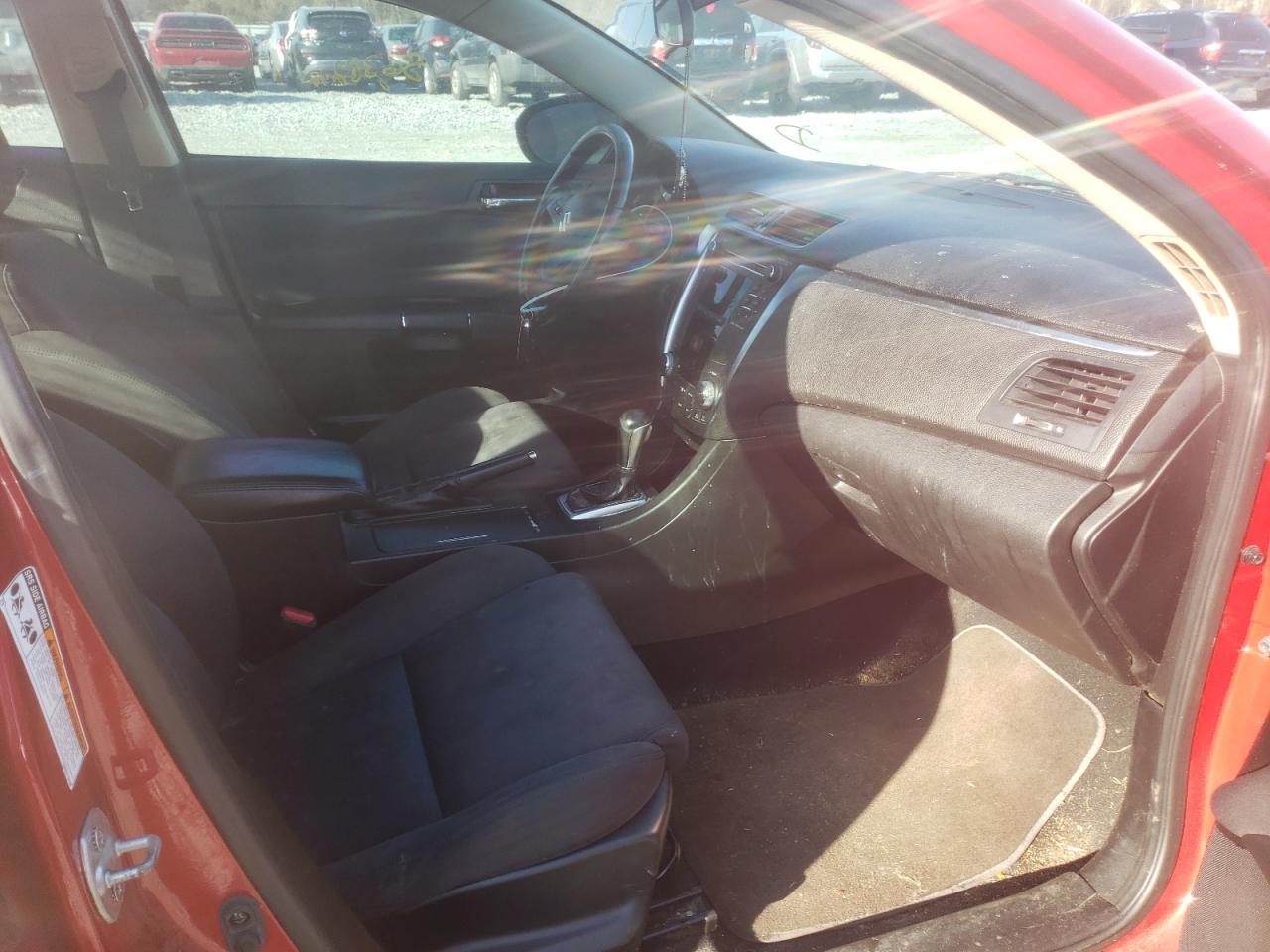Photo 5 from auction – 2012 SUZUKI KIZASHI SE with VIN JS2RE9A36C6101069