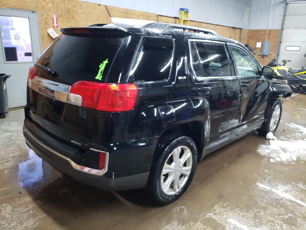 Photo 4 from auction – 2017 GMC TERRAIN SL with VIN 2GKFLTEK4H6298573