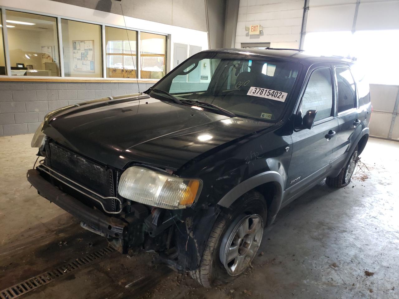 Photo 2 from auction – 2002 FORD ESCAPE XLT with VIN 1FMYU04162KA51192