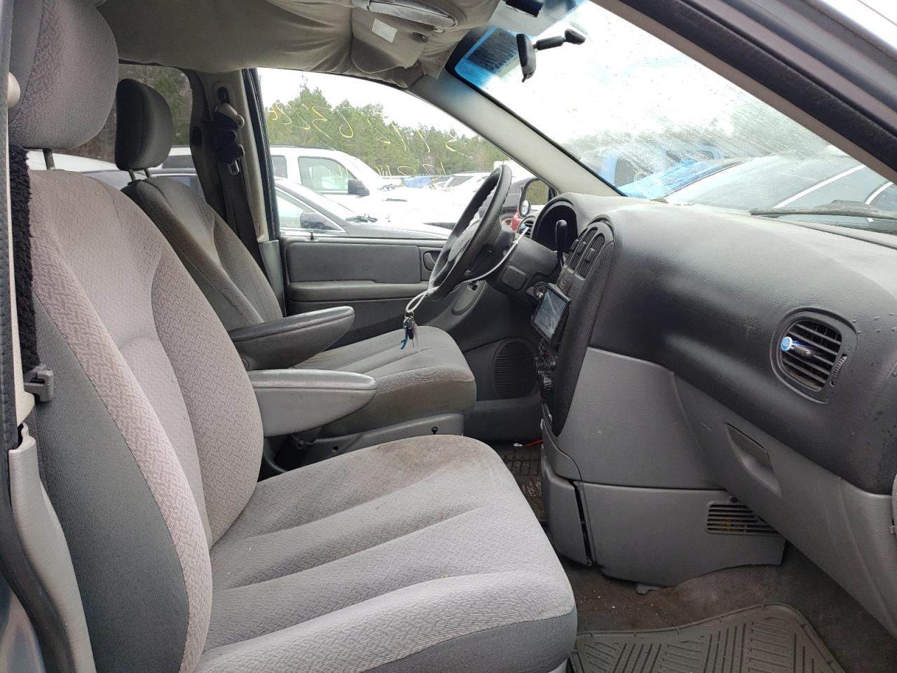 Photo 5 from auction – 2006 DODGE GRAND CARA with VIN 1D4GP24R66B665323