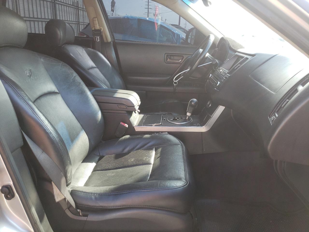 Photo 5 from auction – 2005 INFINITI FX35 with VIN JNRAS08U55X105301