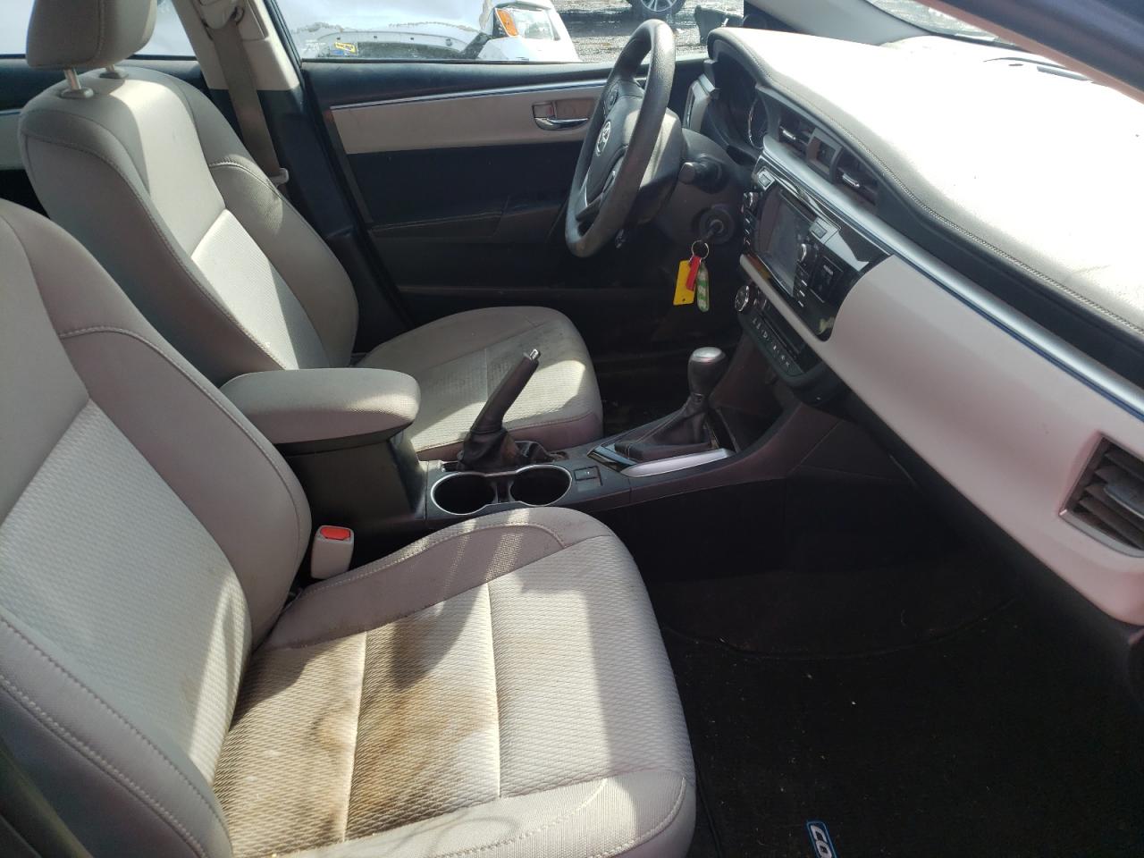 Photo 5 from auction – 2016 TOYOTA COROLLA L with VIN 2T1BURHE8GC553349