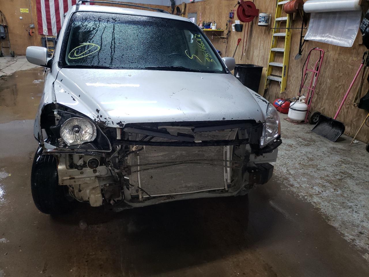 Photo 9 from auction – 2003 HONDA PILOT EXL with VIN 2HKYF18593H535889