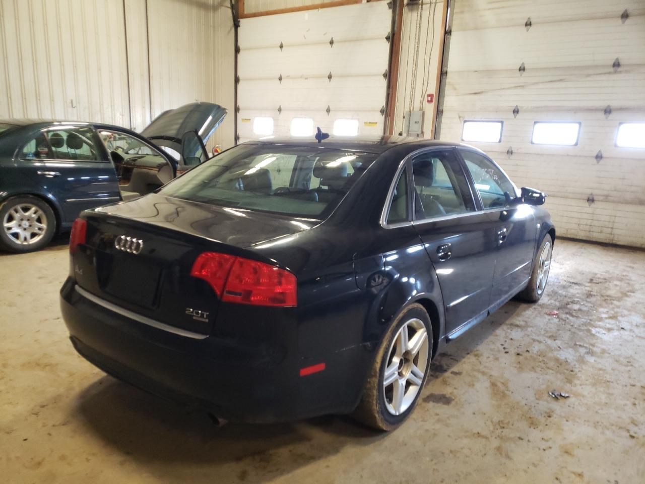 Photo 4 from auction – 2008 AUDI A4 2.0T QU with VIN WAUDF78E38A074332