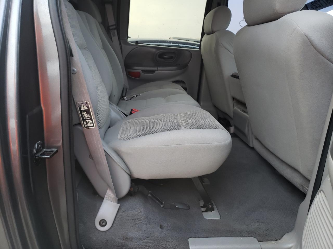 Photo 6 from auction – 2003 FORD F150 SUPER with VIN 1FTRW08L33KD50414