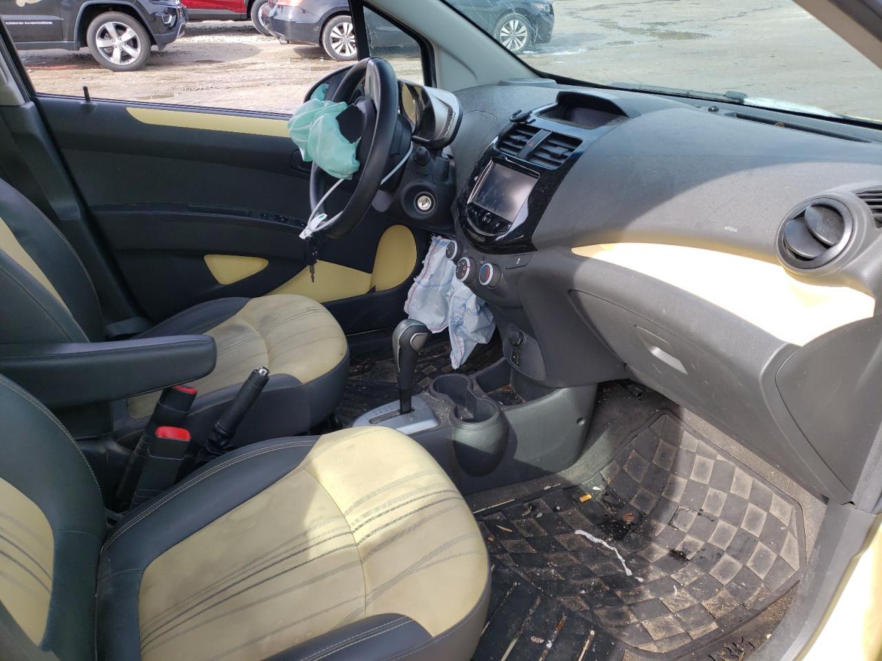 Photo 5 from auction – 2015 CHEVROLET SPARK 1LT with VIN KL8CD6S98FC710540