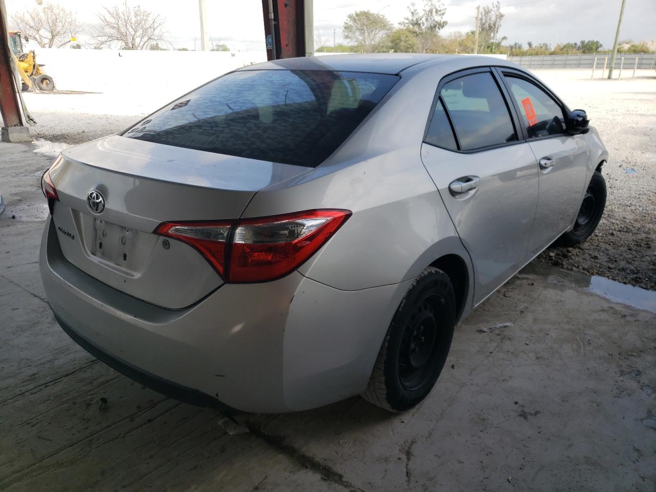 Photo 4 from auction – 2014 TOYOTA COROLLA L with VIN 2T1BURHE7EC133076