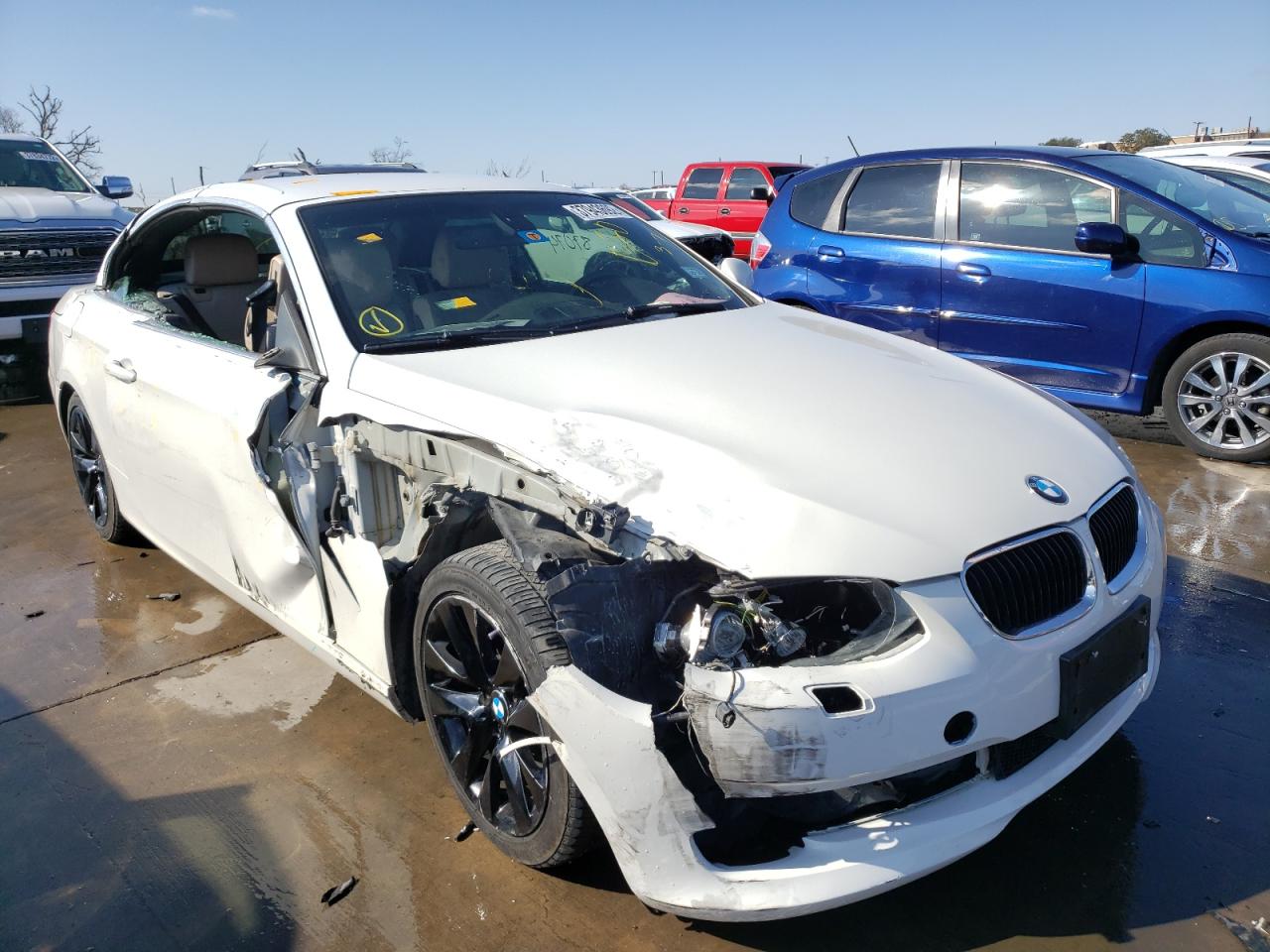 BMW 328 I SULE 2013 with VIN WBADW7C50DE733428 - Photo from auction