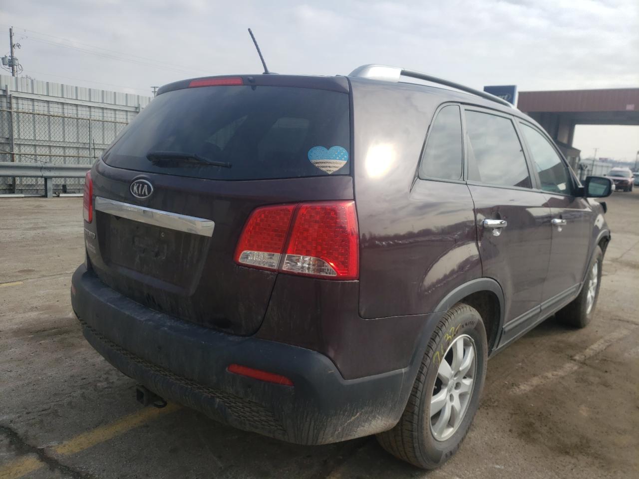 Photo 4 from auction – 2012 KIA SORENTO BA with VIN 5XYKT4A29CG246311