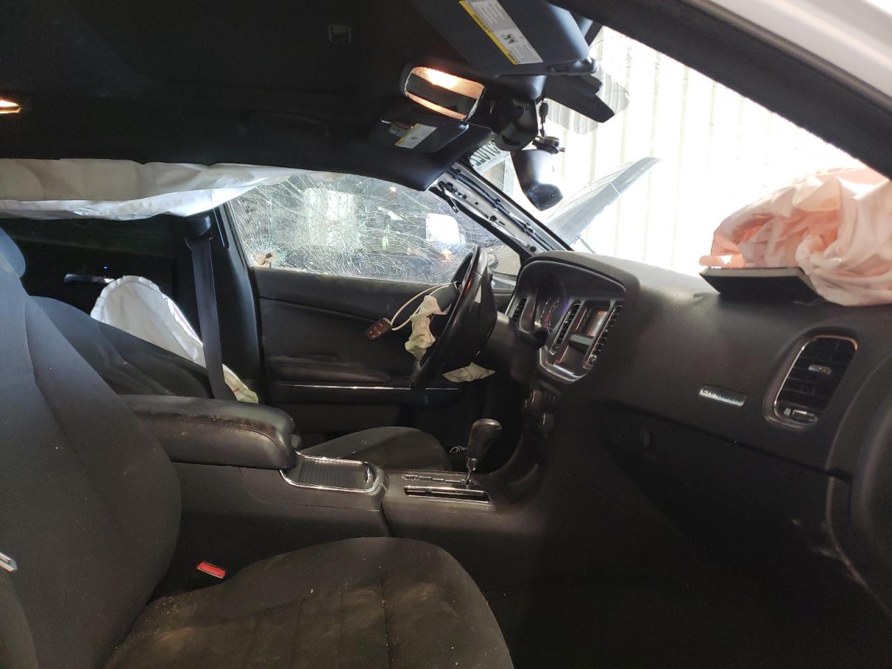 Photo 5 from auction – 2011 DODGE CHARGER with VIN 2B3CL3CG6BH578943