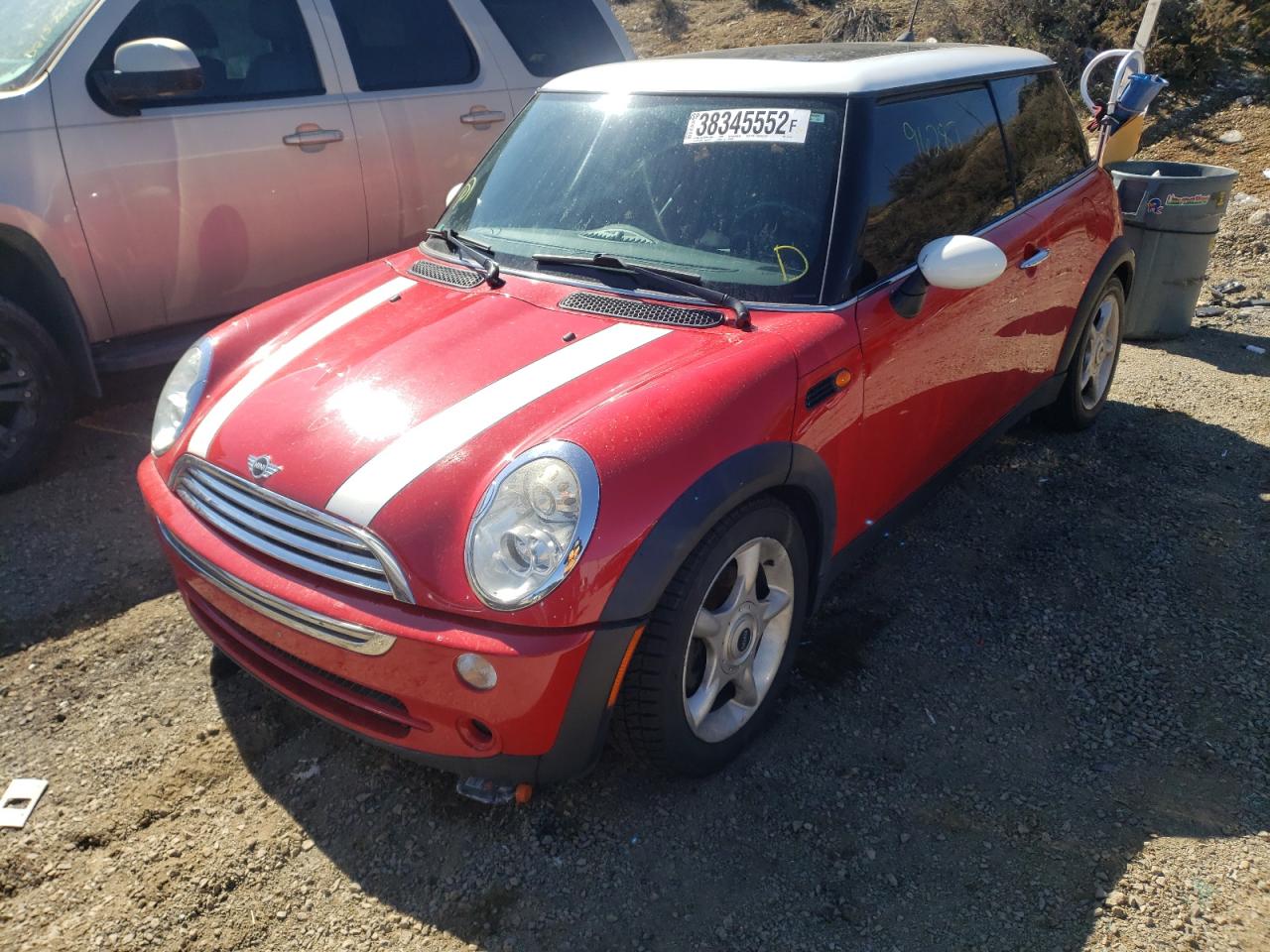 Photo 2 from auction – 2006 MINI COOPER with VIN WMWRC33596TK72137