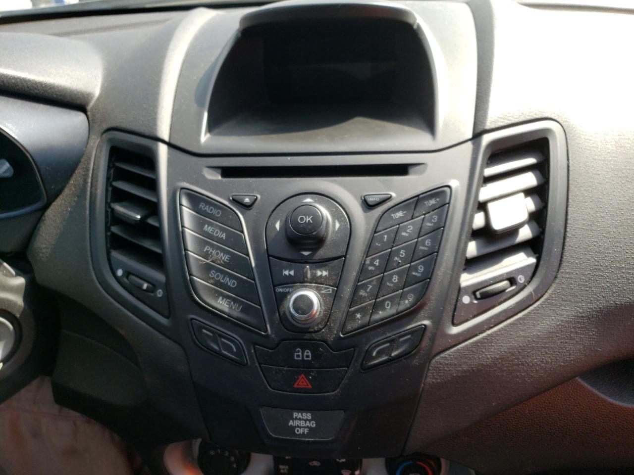 Photo 9 from auction – 2014 FORD FIESTA SE with VIN 3FADP4BJ8EM131908
