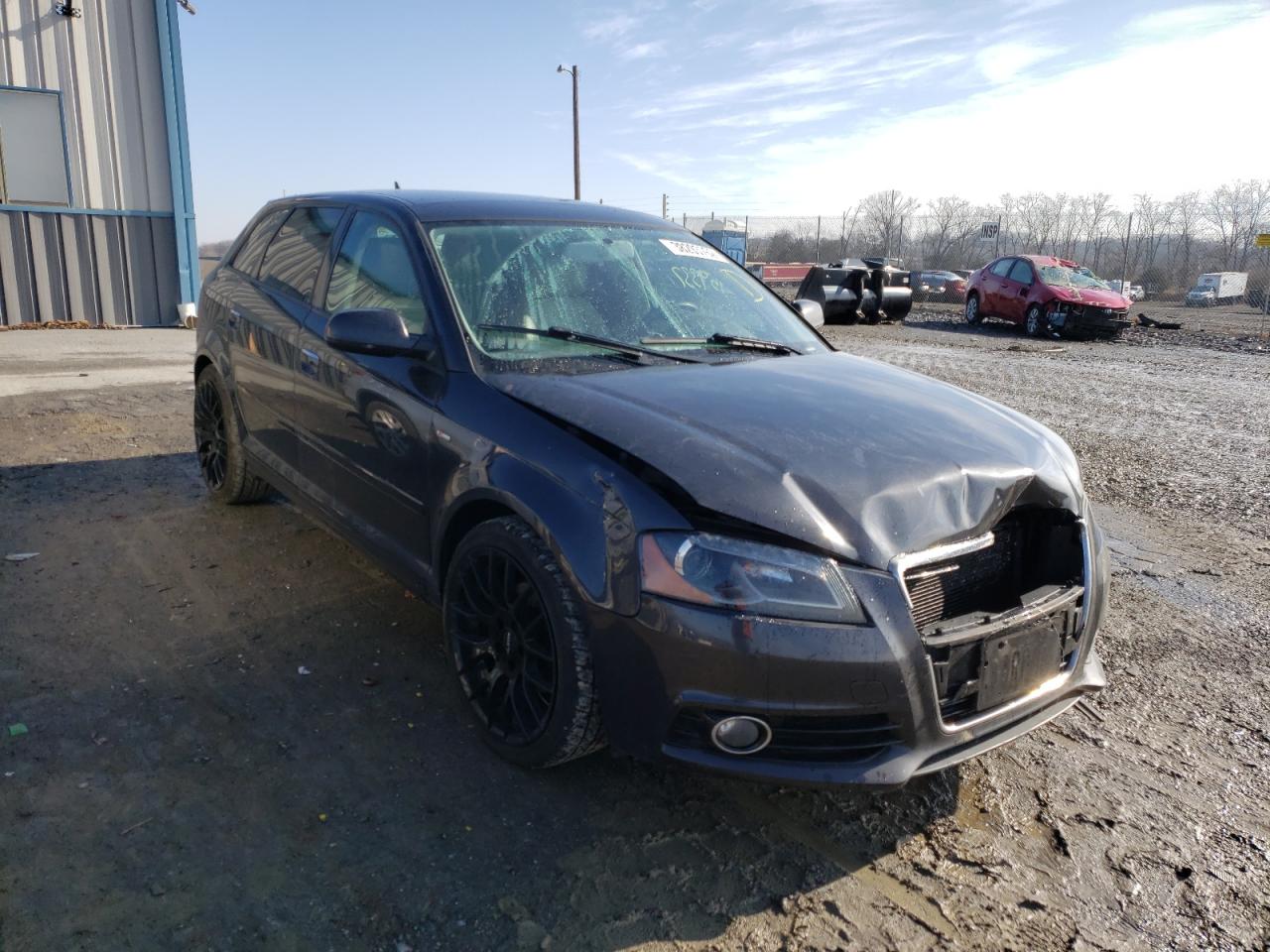 AUDI A3 PREMIUM 2013 with VIN WAUKJAFM8DA011458 - Photo from auction