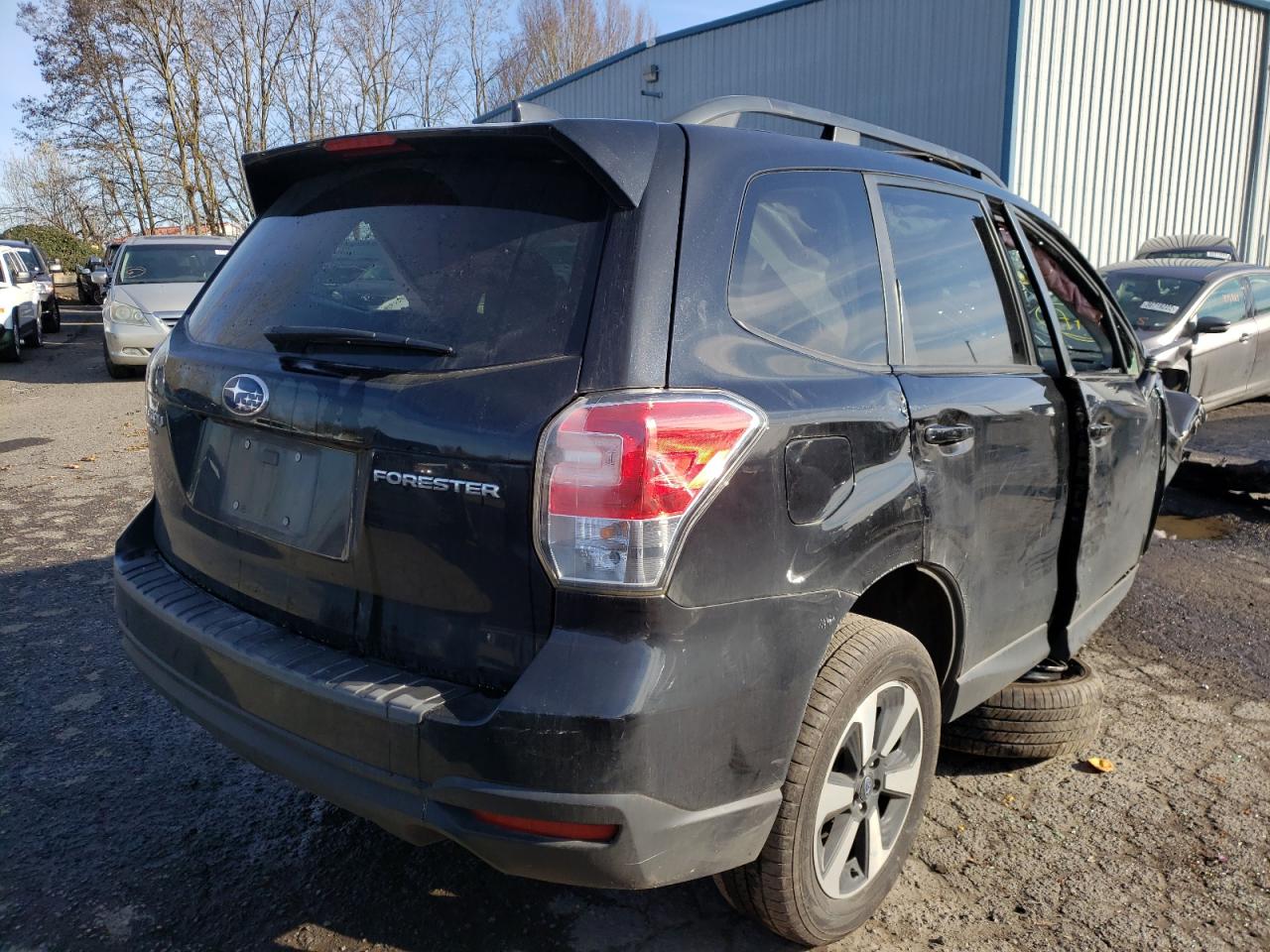 Photo 4 from auction – 2018 SUBARU FORESTER 2 with VIN JF2SJAEC0JH530844