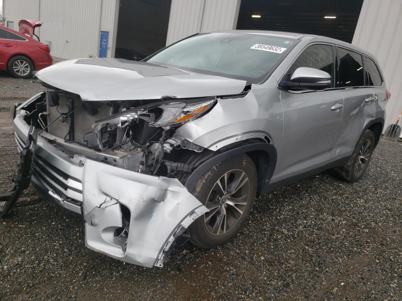 Photo 2 from auction – 2019 TOYOTA HIGHLANDER with VIN 5TDZARFH5KS060751