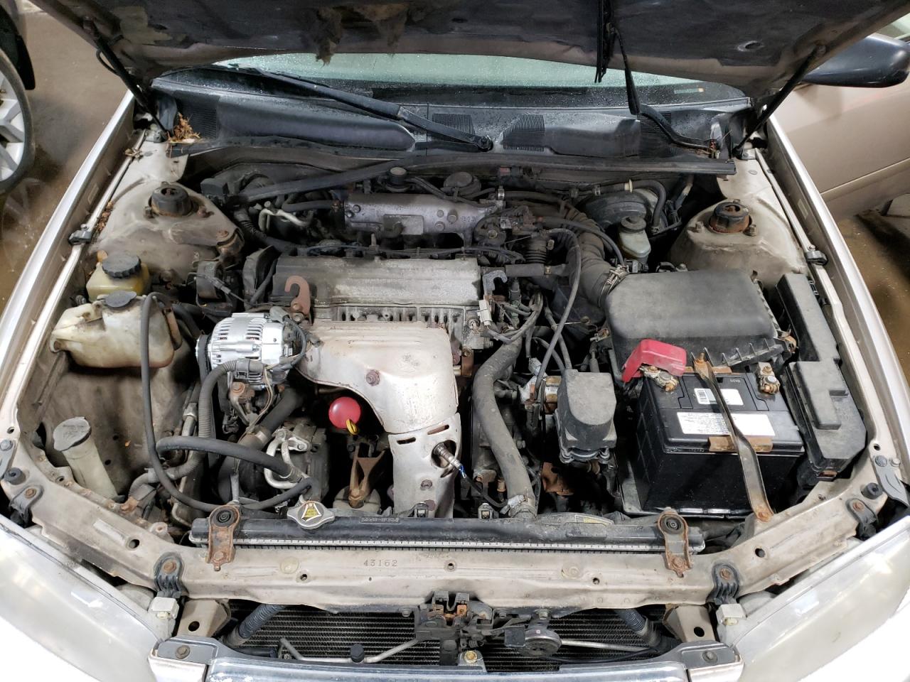 Photo 7 from auction – 2001 TOYOTA CAMRY CE with VIN 4T1BG22K51U036741