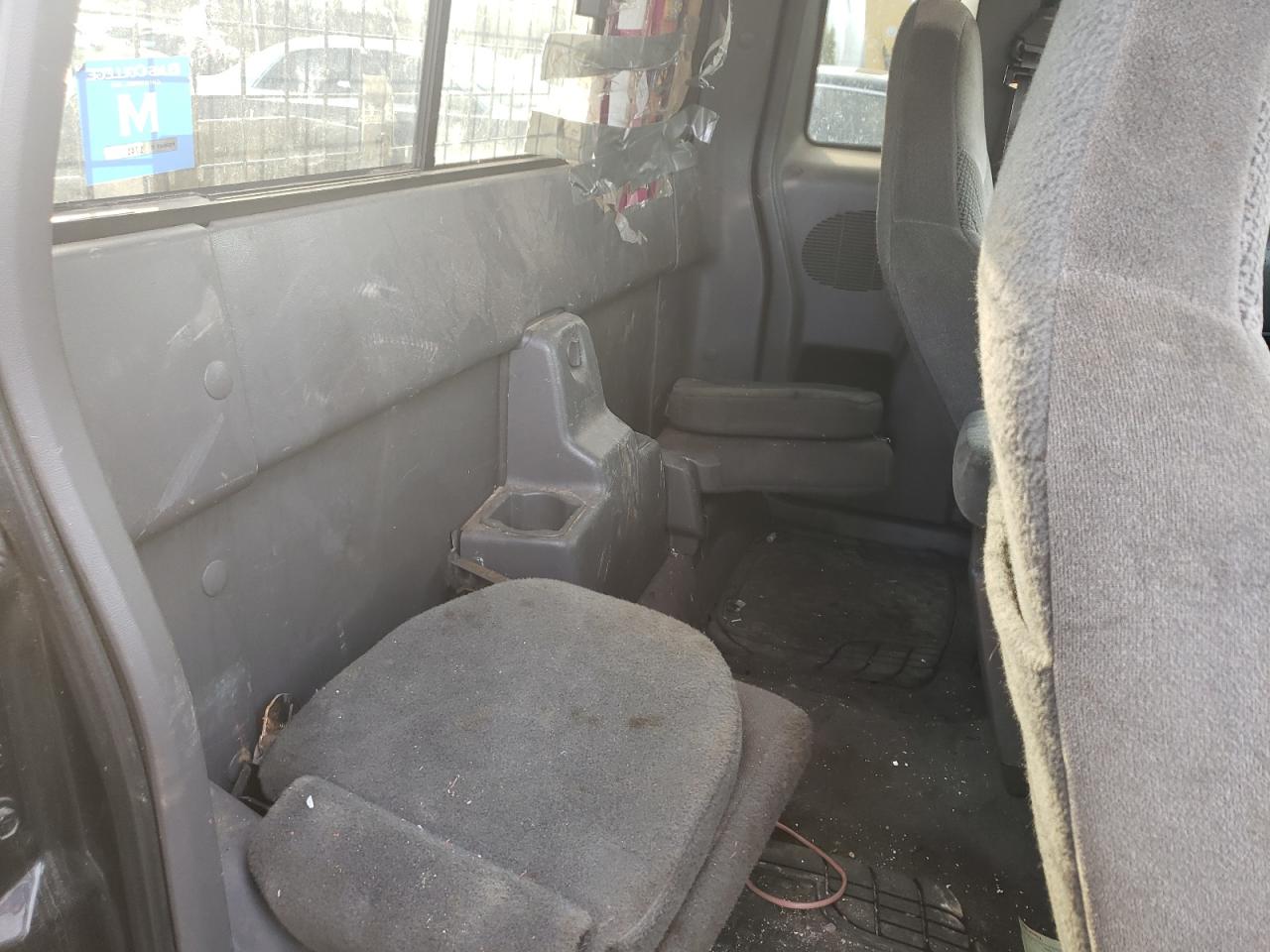 Photo 6 from auction – 2000 FORD RANGER SUP with VIN 1FTZR15X1YTA26643