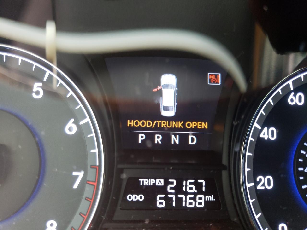 Photo 8 from auction – 2011 HYUNDAI EQUUS SIGN with VIN KMHGH4JF9BU034365