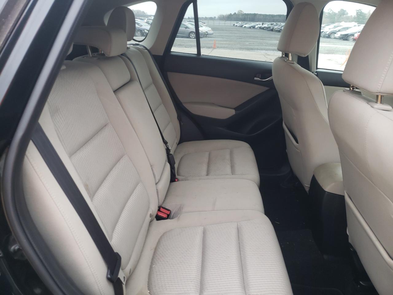 Photo 6 from auction – 2015 MAZDA CX-5 TOURI with VIN JM3KE2CY5F0552553