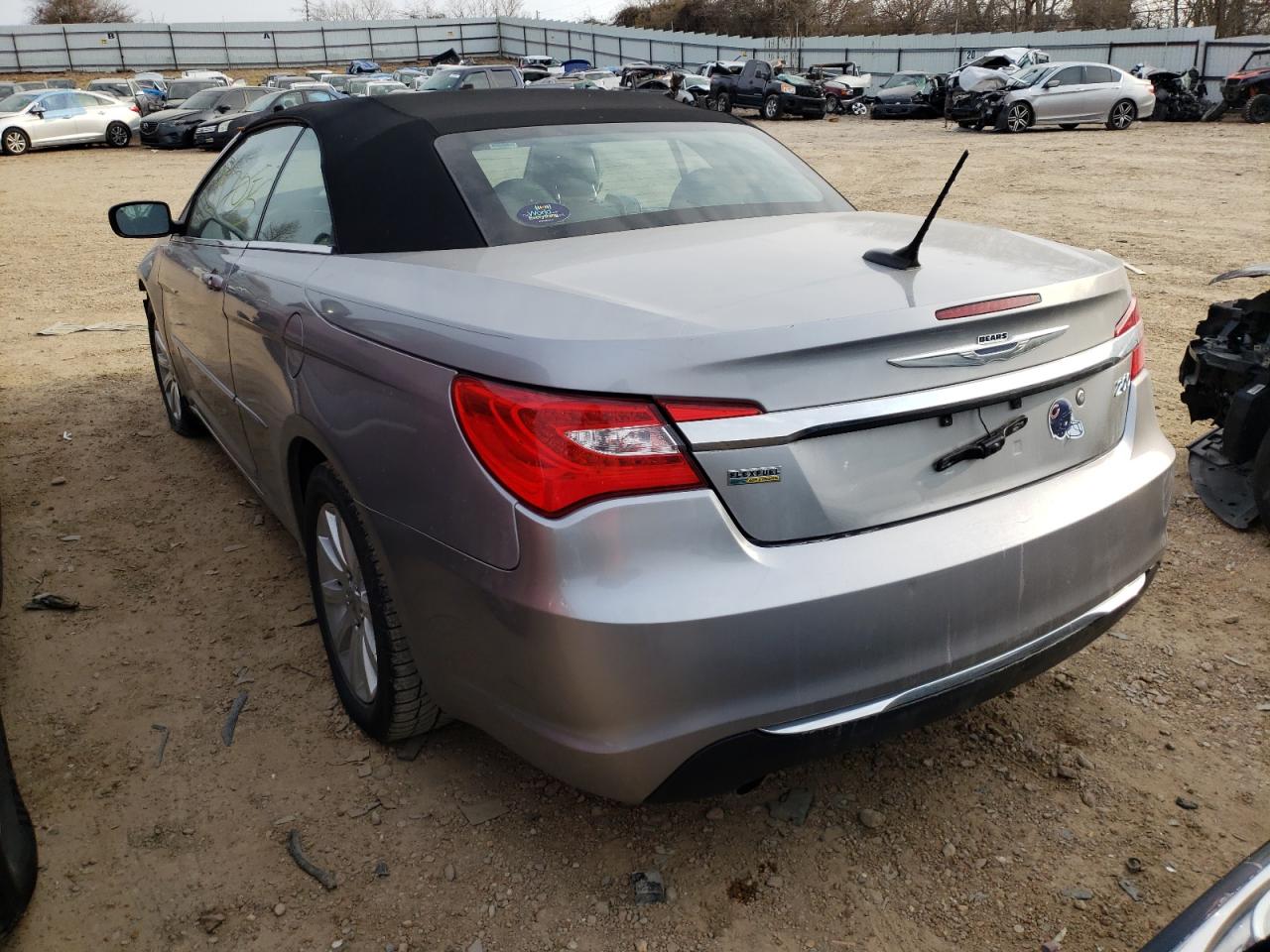 Photo 3 from auction – 2013 CHRYSLER 200 TOURIN with VIN 1C3BCBEG7DN659479
