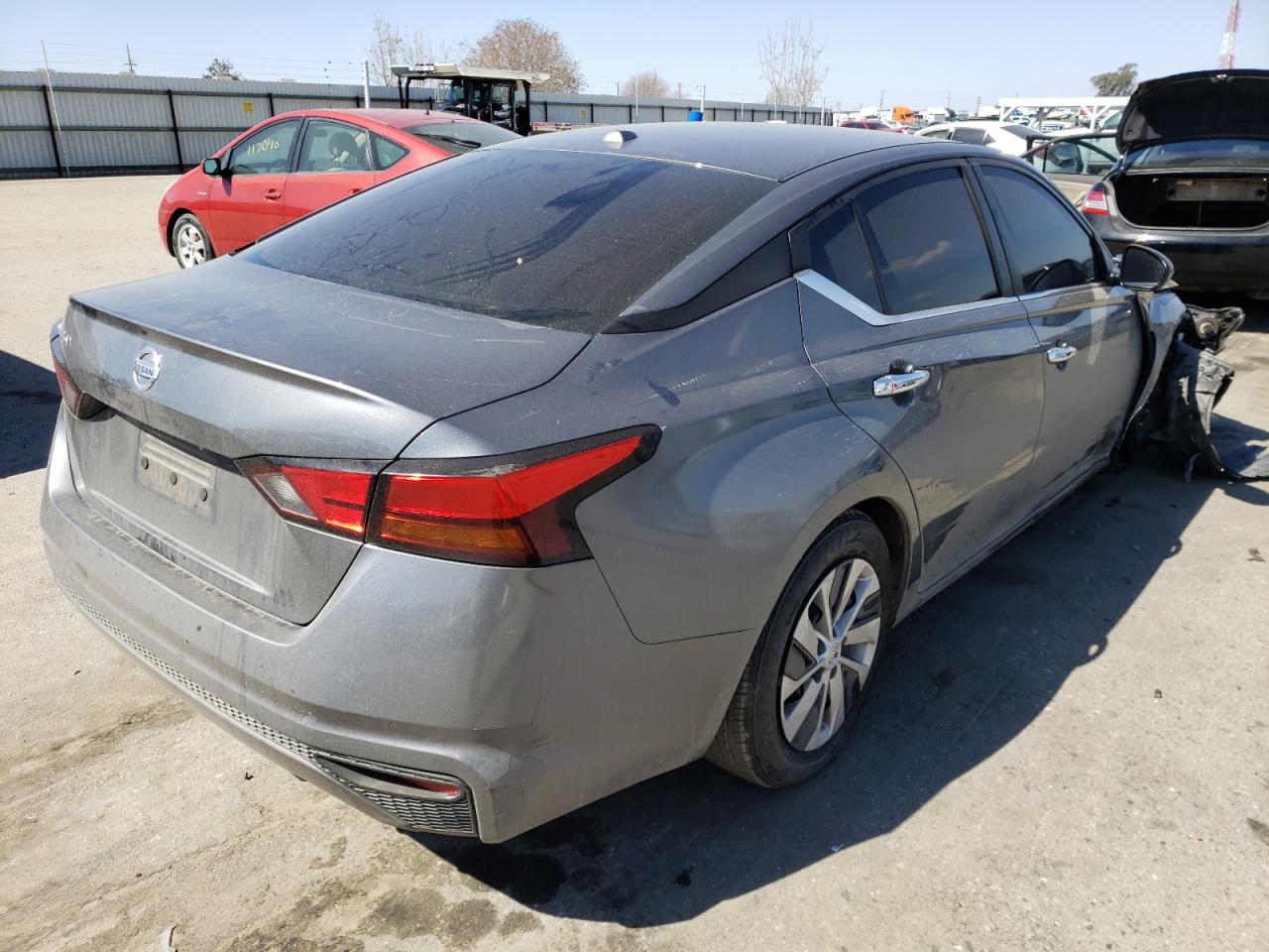 Photo 4 from auction – 2019 NISSAN ALTIMA S with VIN 1N4BL4BV2KC247043