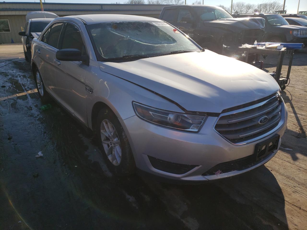 Photo 1 from auction – 2015 FORD TAURUS SE with VIN 1FAHP2D81FG127999