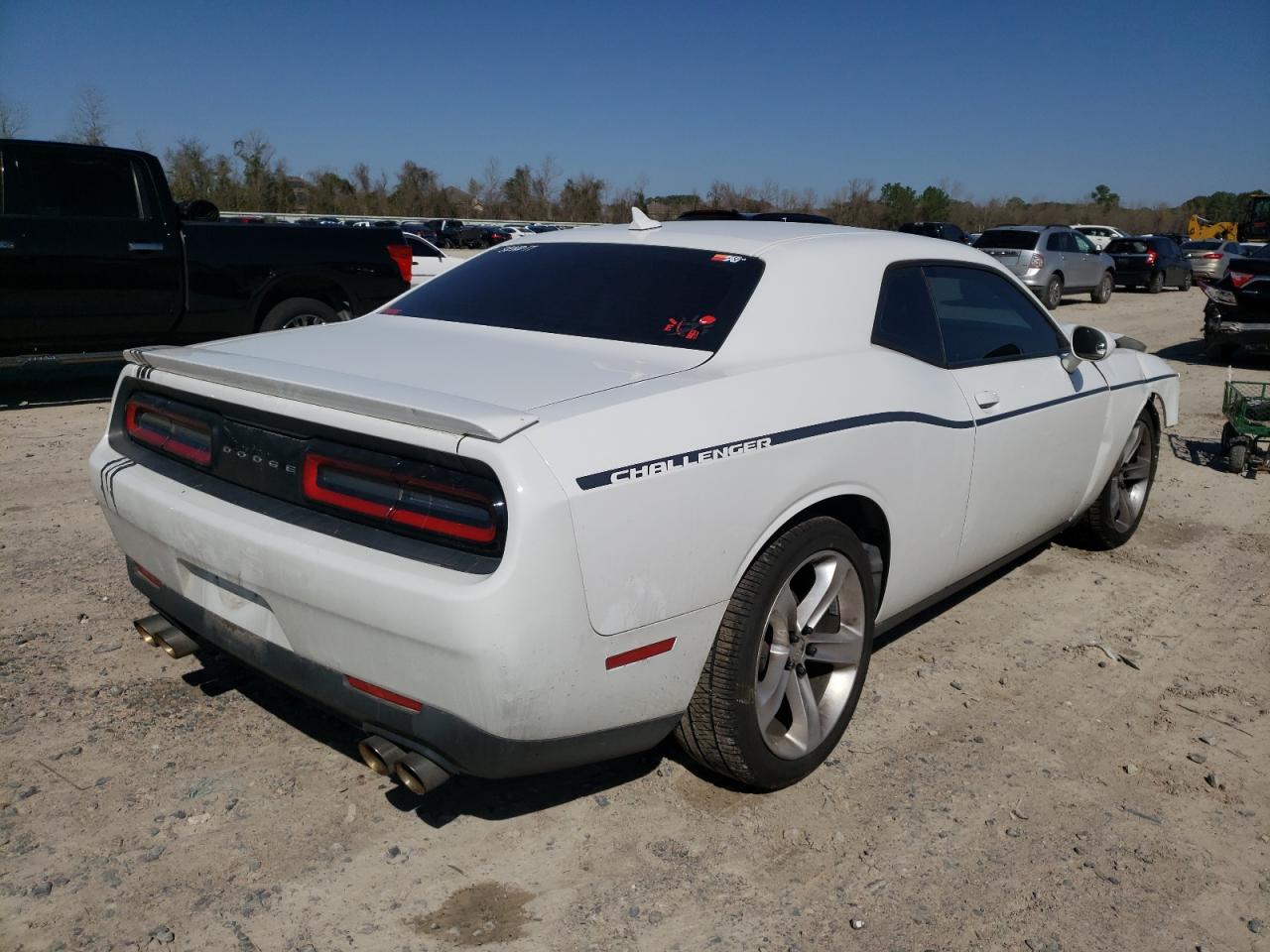 Photo 4 from auction – 2015 DODGE CHALLENGER with VIN 2C3CDZAG3FH714702