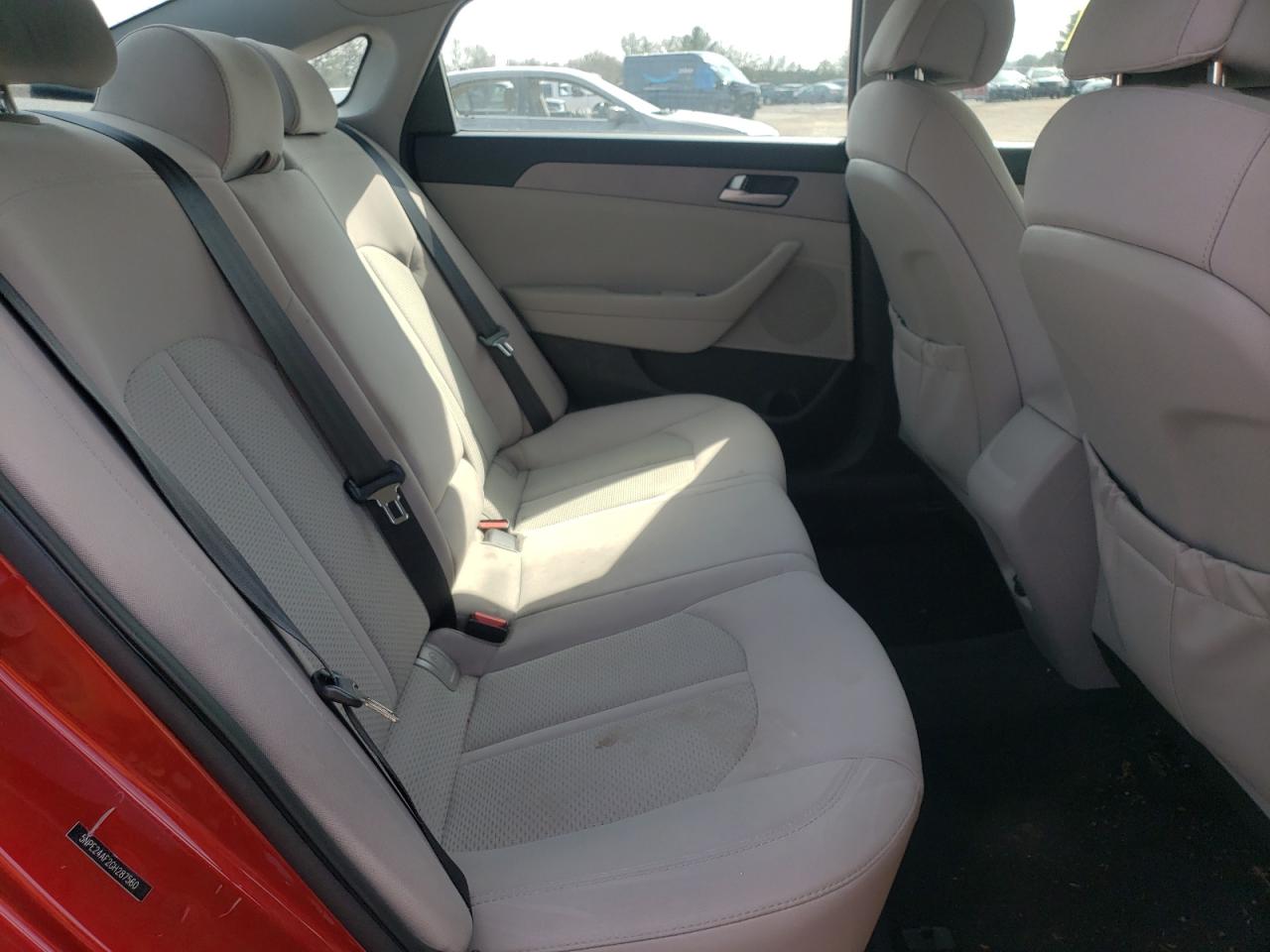 Photo 6 from auction – 2016 HYUNDAI SONATA SE with VIN 5NPE24AF2GH287560