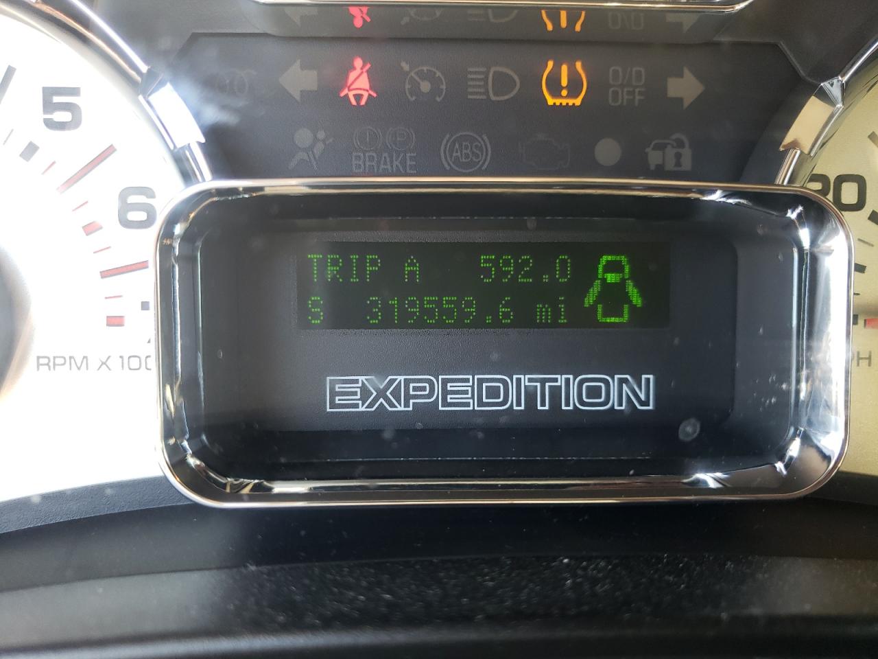 Photo 8 from auction – 2008 FORD EXPEDITION with VIN 1FMFK19578LA70707