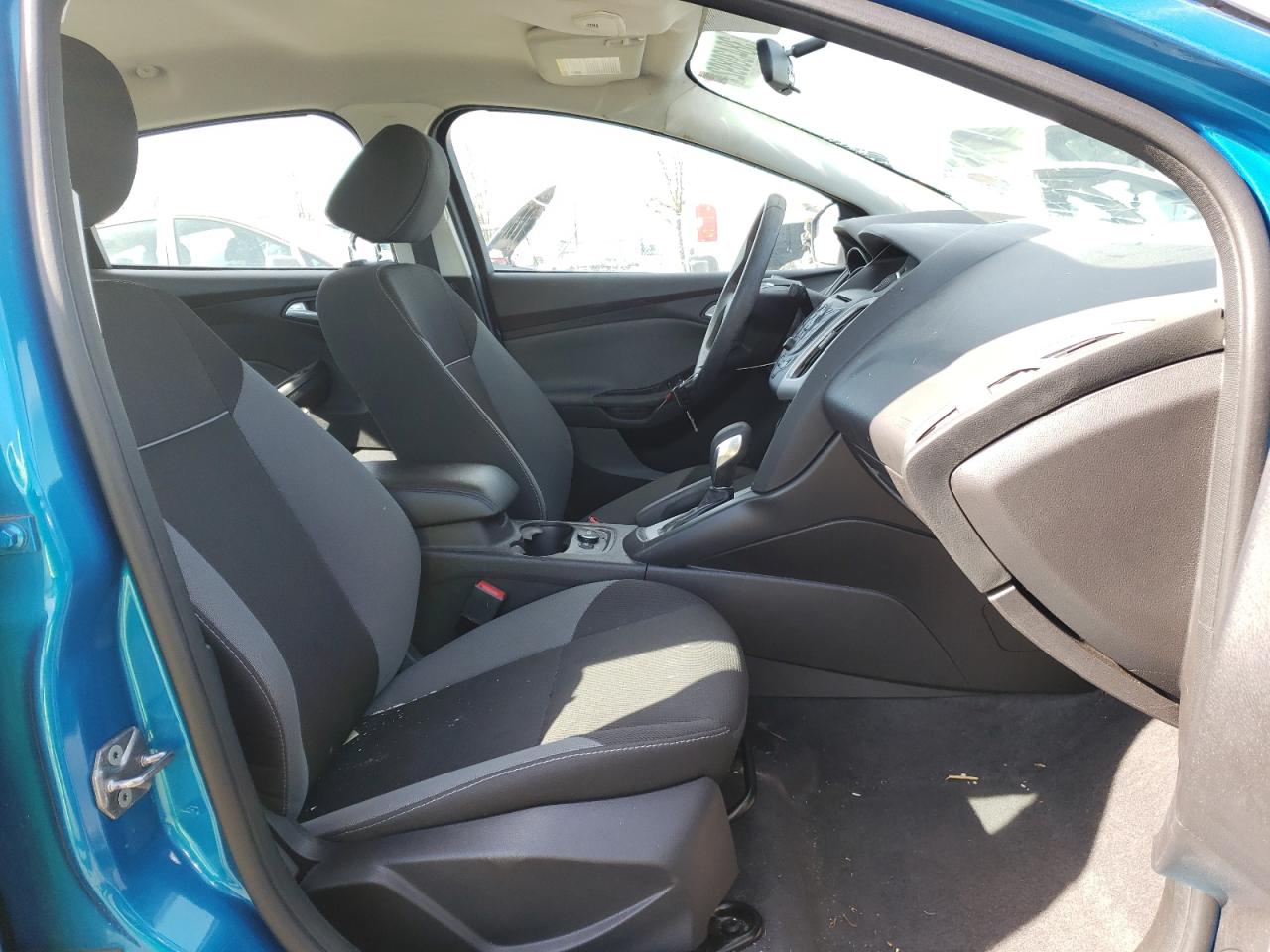 Photo 5 from auction – 2014 FORD FOCUS SE with VIN 1FADP3F24EL382911