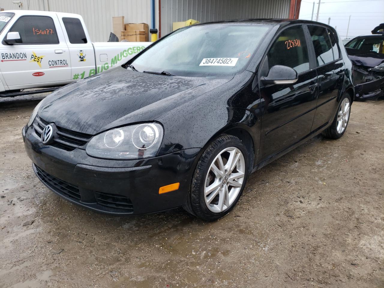 Photo 2 from auction – 2008 VOLKSWAGEN RABBIT with VIN WVWDA71K88W263000
