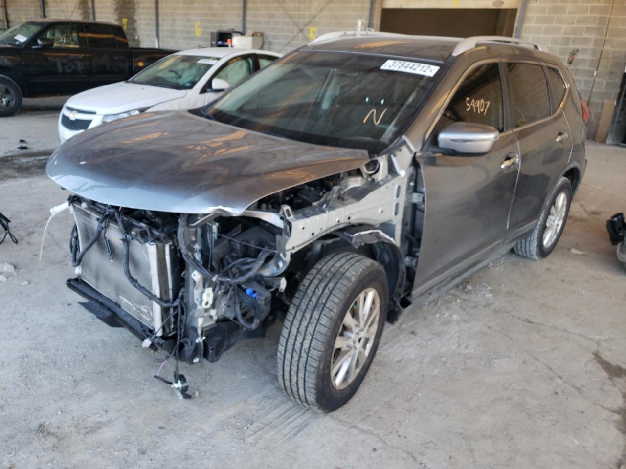 Photo 2 from auction – 2018 NISSAN ROGUE S with VIN KNMAT2MT9JP520508