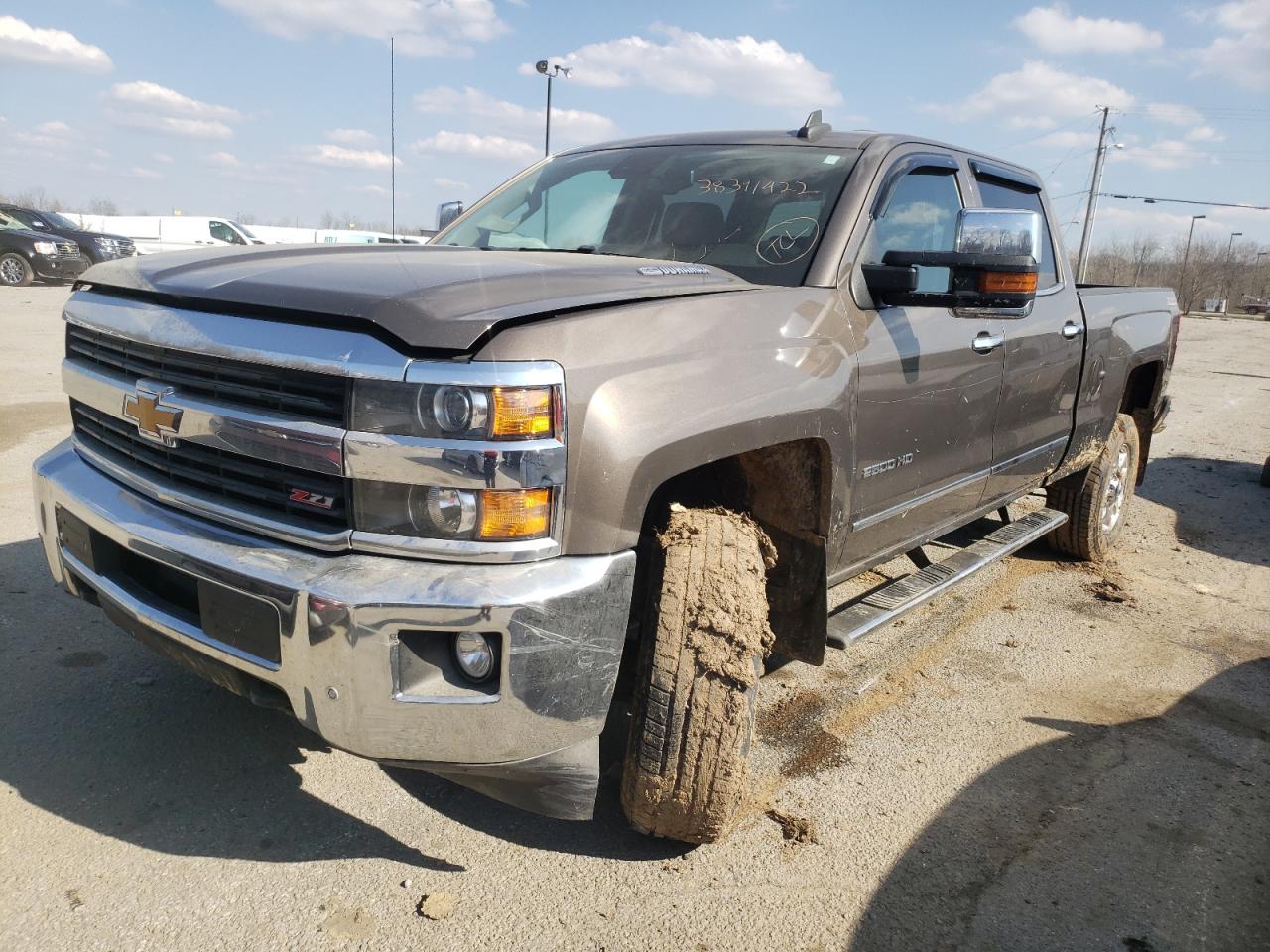 Photo 2 from auction – 2015 CHEVROLET SILVERADO with VIN 1GC1KWE85FF574261