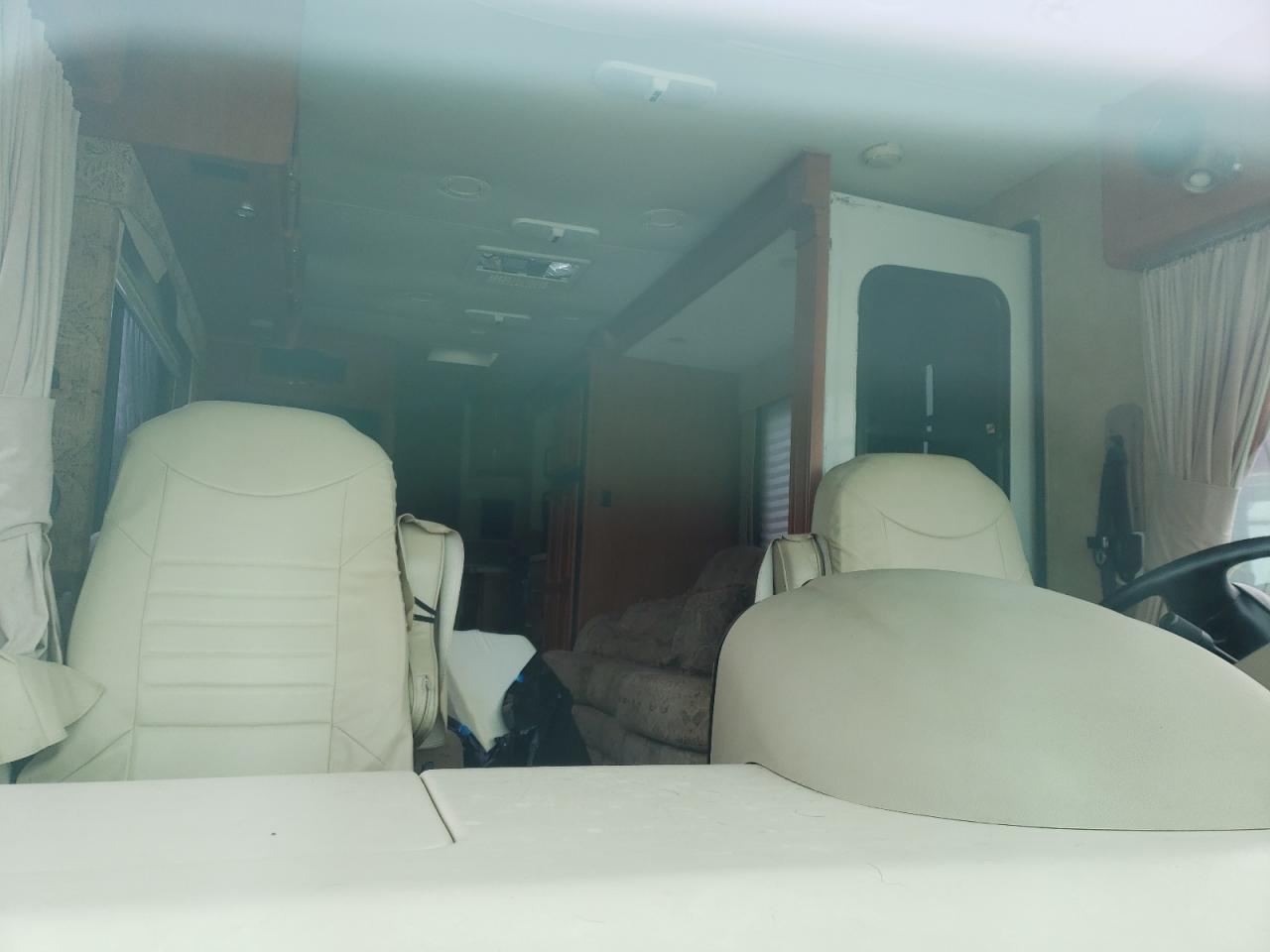 Photo 6 from auction – 2007 FORD F550 SUPER with VIN 1F6NF53YX70A00152