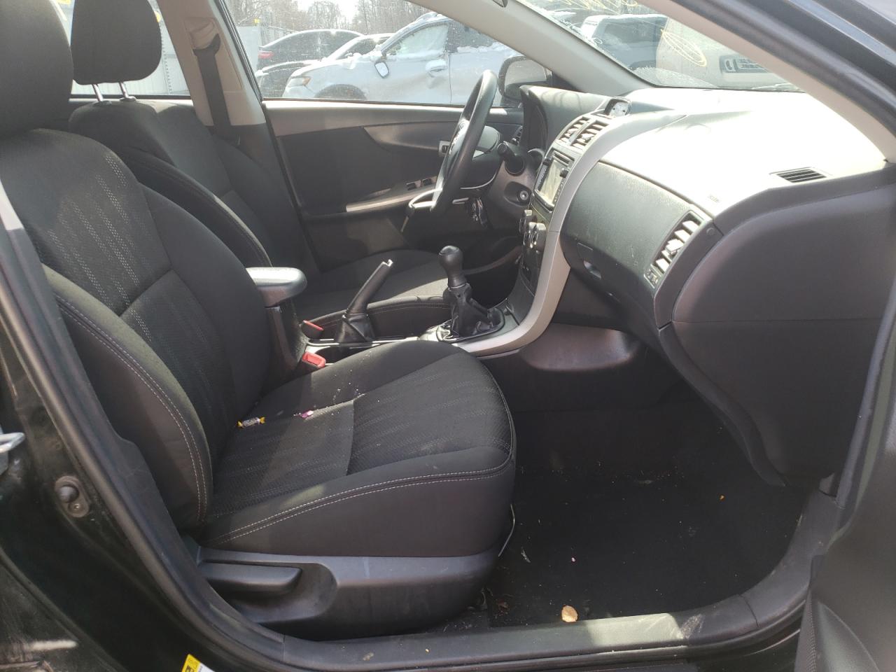 Foto 5 de la subasta – 2013 TOYOTA COROLLA BA con VIN 2T1BU4EE1DC927366