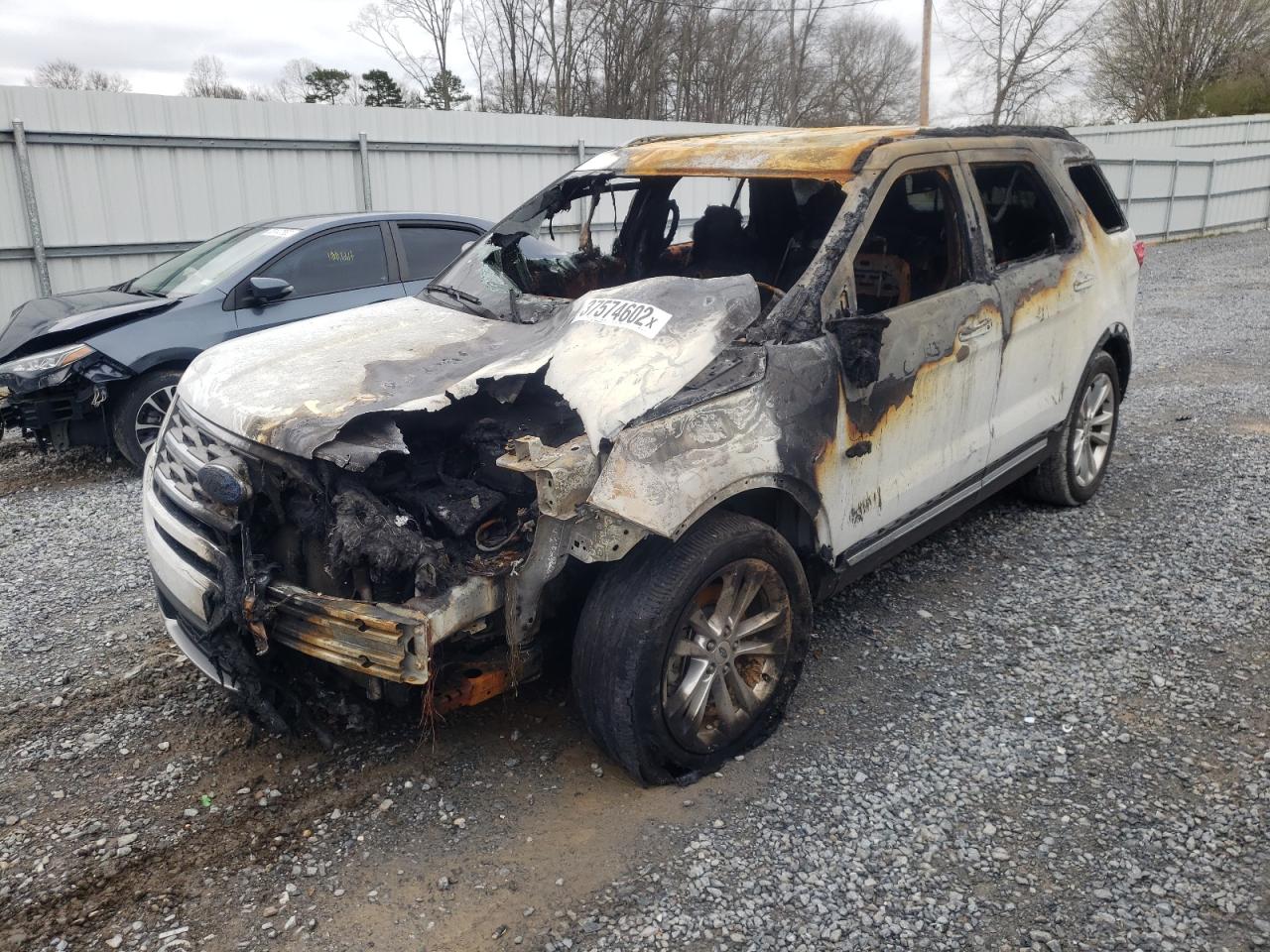 Photo 2 from auction – 2018 FORD EXPLORER X with VIN 1FM5K7D85JGA17714