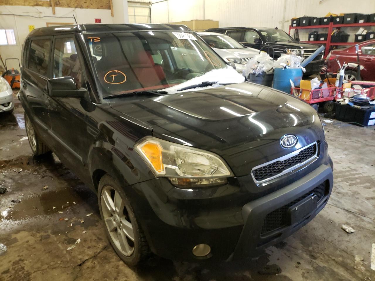 KIA SOUL + 2010 with VIN KNDJT2A26A7700444 - Photo from auction