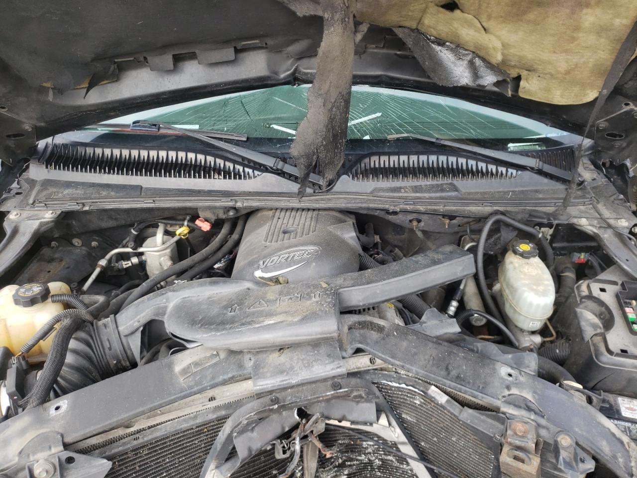 Photo 7 from auction – 2004 CHEVROLET AVALANCHE with VIN 3GNEK12T74G150760