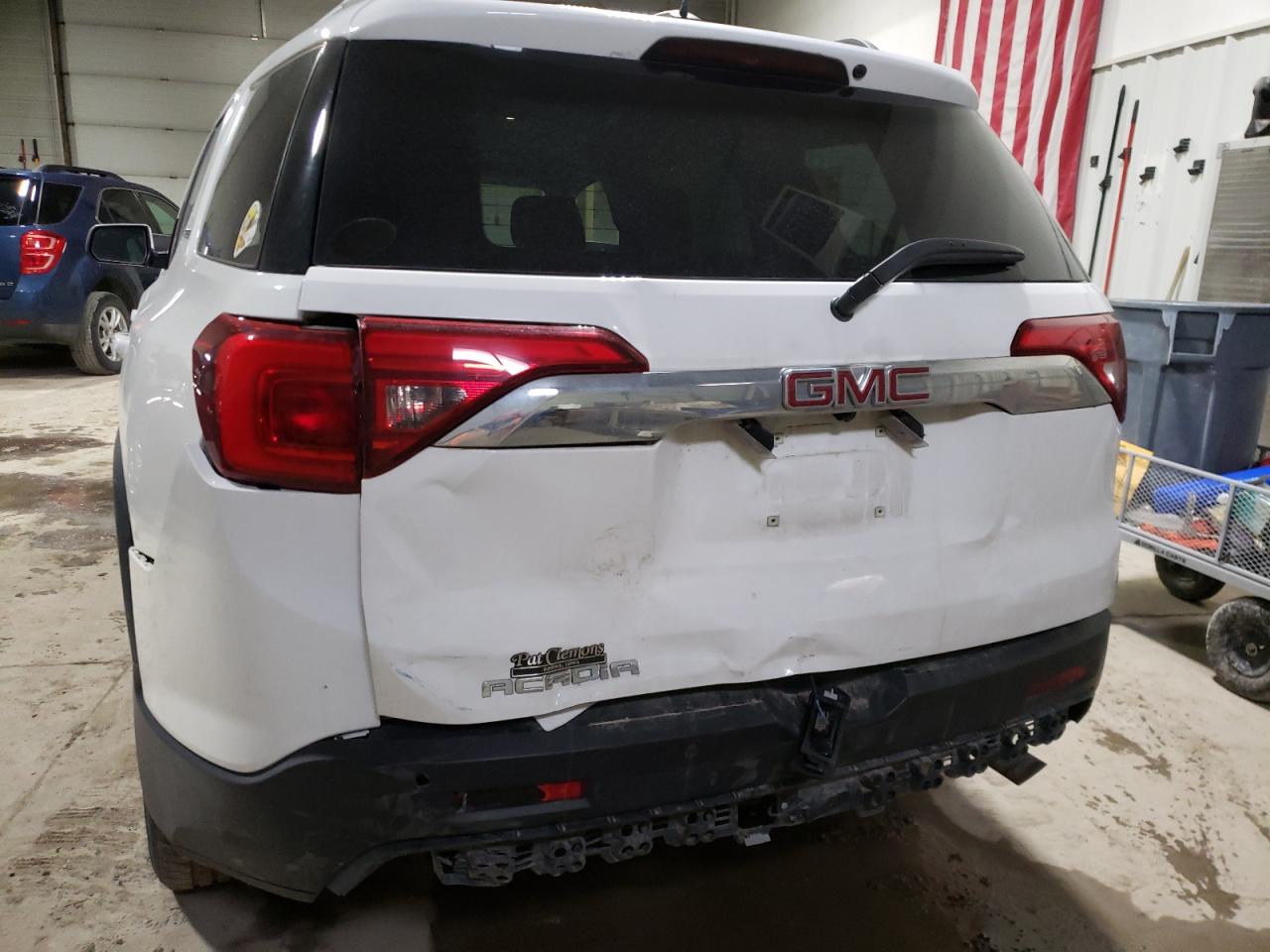 Photo 9 from auction – 2017 GMC ACADIA SLE with VIN 1GKKNLLA7HZ221803